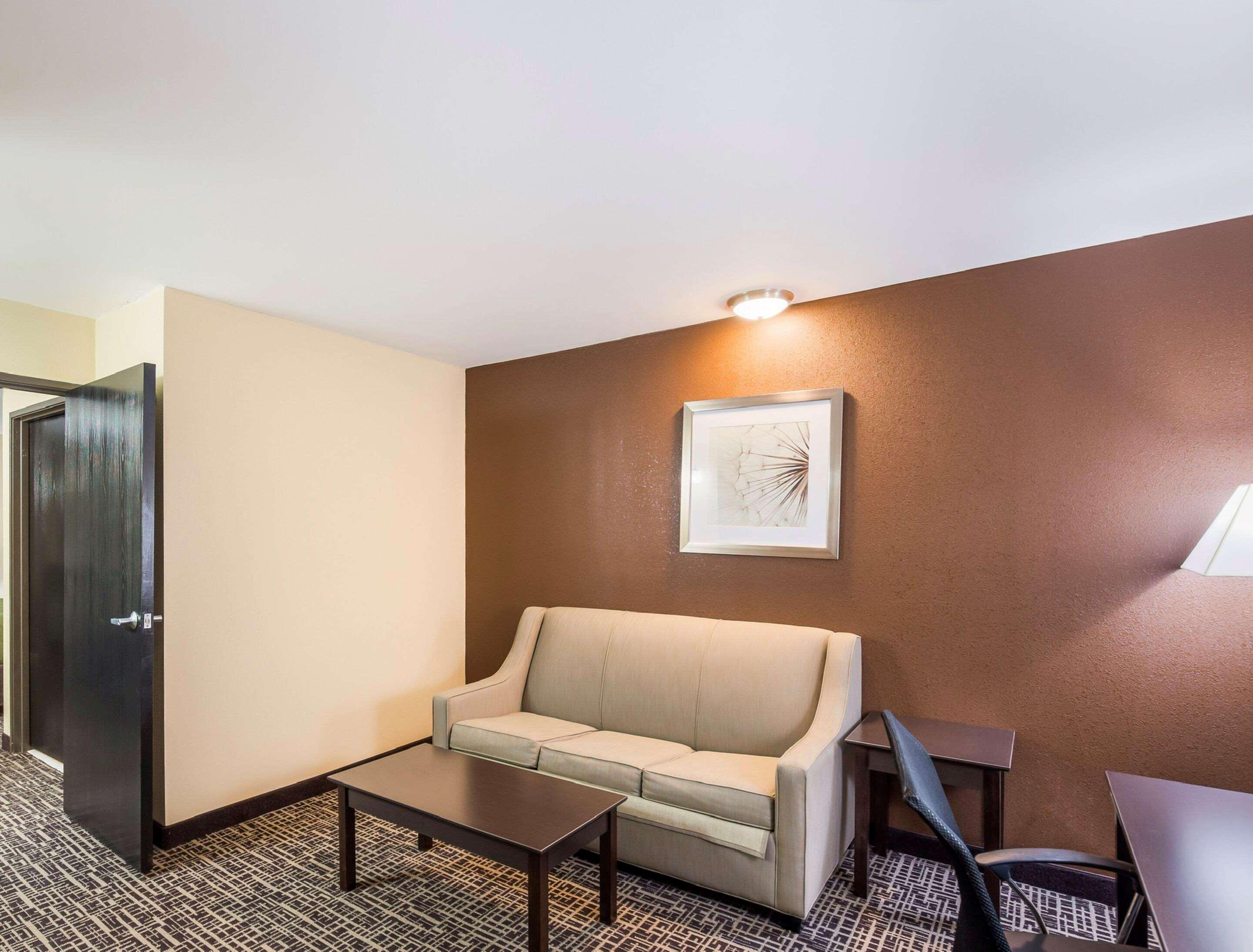 Quality Inn & Suites Caseyville - St Louis Ngoại thất bức ảnh