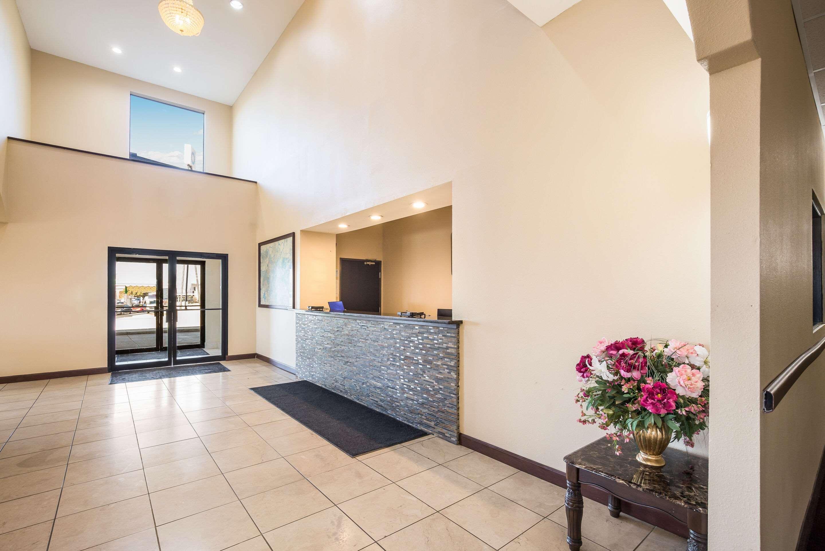 Quality Inn & Suites Caseyville - St Louis Ngoại thất bức ảnh