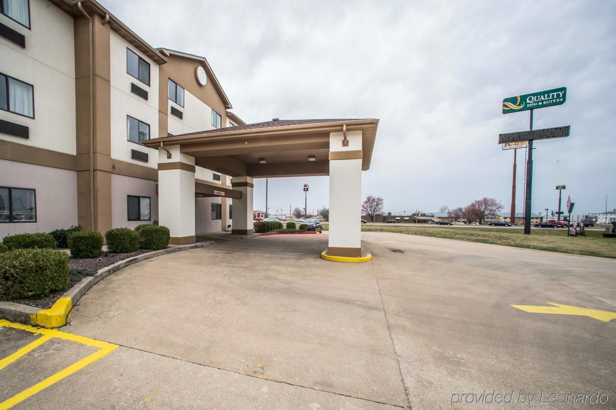 Quality Inn & Suites Caseyville - St Louis Ngoại thất bức ảnh